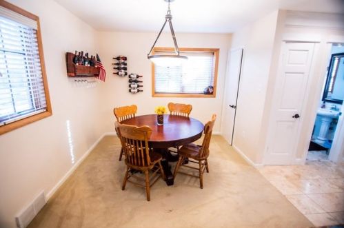 2305 Marbury Rd, Pittsburgh PA exterior