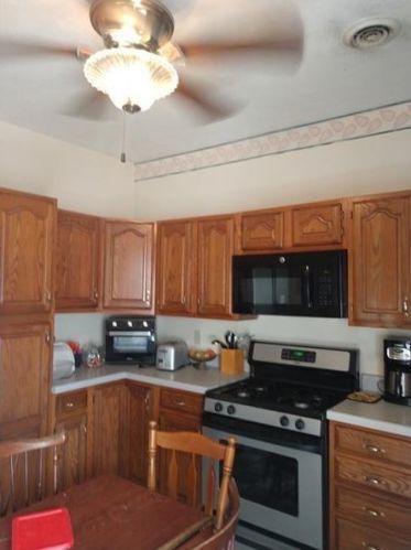 4942 2 Ave, Pittsburgh PA 15207-4600 exterior