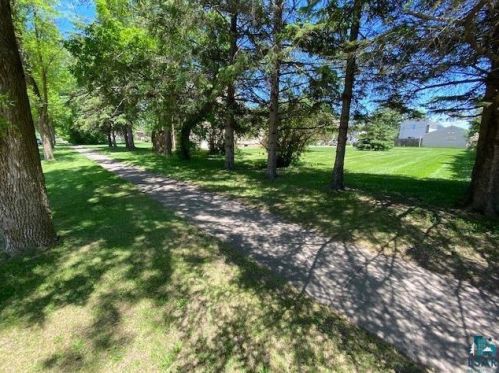 318 59 Ave, Duluth MN 55804-2559 exterior