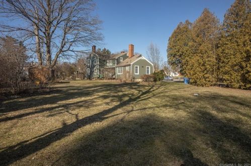 340 Lincoln St, New Britain CT 06052-1640 exterior