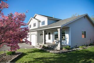 10 91st Ave, Yakima, WA 98908-8465