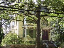 191 Grove St, Newton, MA 02466-2225