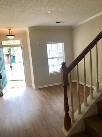 2458 Laurel Cir, Atlanta, GA 30311-1232