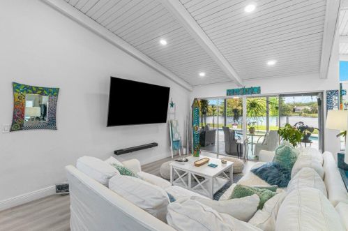 21176 Escondido Way, Boca Raton FL  33433-2505 exterior