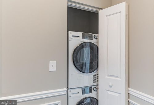 2525 Carlisle St, Philadelphia PA 19132-0040 exterior