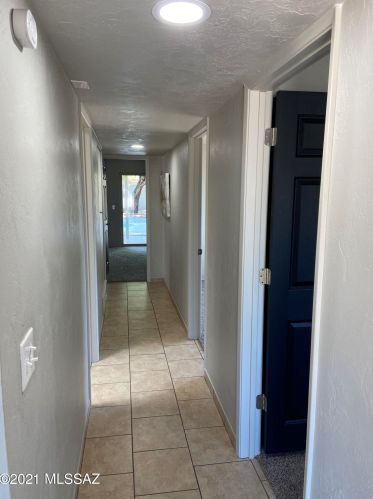 8542 Calle Bolivar, Tucson AZ  85715-5409 exterior