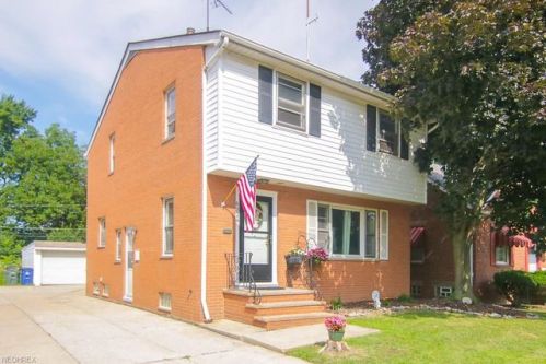 4314 Parkside Dr, Cleveland OH  44144-2724 exterior