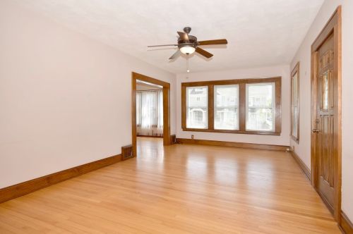 615 Saylor Ave, Elmhurst IL 60126-4305 exterior