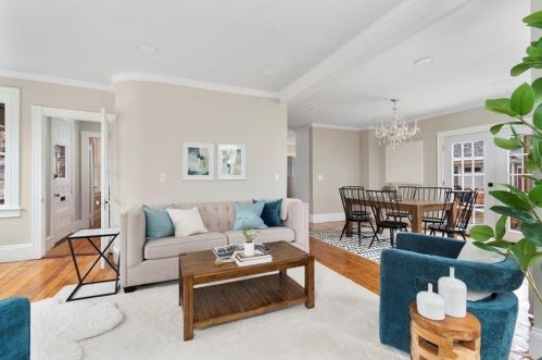 294 Doyle Ave, Providence RI  02906-3355 exterior