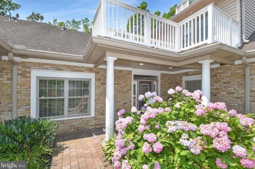 164 High Pointe Dr, Hummelstown PA  17036-8104 exterior