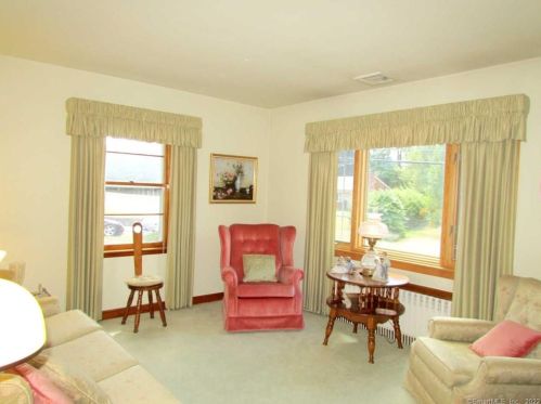 207 Eno Ave, Torrington CT 06790-5625 exterior