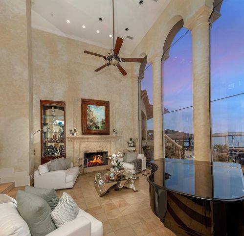 457 Edgewood Dr, Montgomery TX 77356-8407 exterior