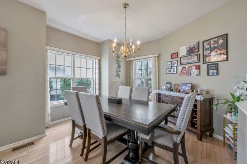 903 Evergreen Ct, Whippany NJ exterior