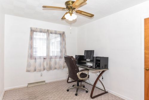 1901 Junction Ave, Kalamazoo MI  49048-1622 exterior