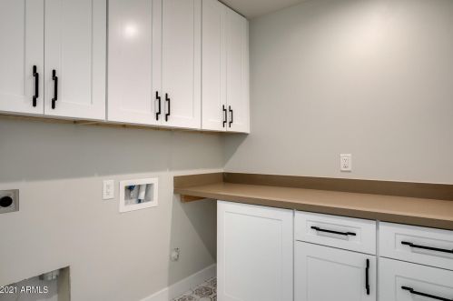 7614 20th St, Phoenix AZ  85020-4703 exterior