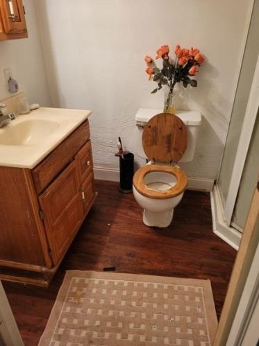 504 North St, Pittsburgh PA 15227-3863 exterior