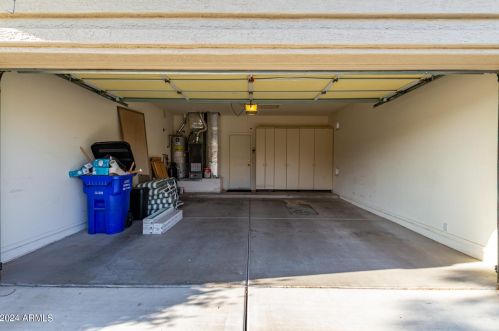 9717 Holiday Way, Chandler AZ 85248-6019 exterior