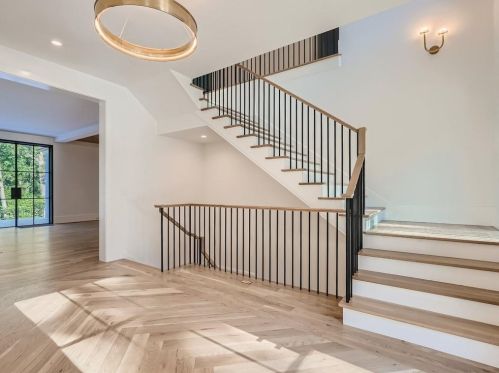 4682 Conway Dr, Atlanta GA 30327-3535 exterior