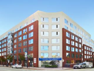 1200 Elm St, Manchester NH  03101-2501 exterior