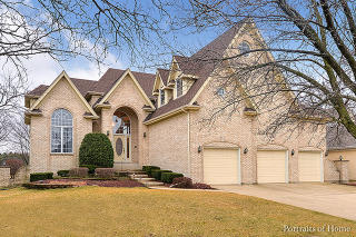 2361 Legacy Dr, Aurora IL  60502-1379 exterior