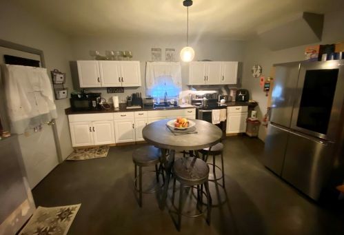 675 Millbury St, Worcester MA 01607-1020 exterior