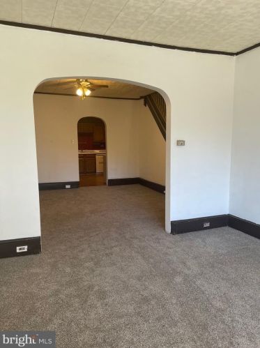 665 2nd St, Primrose, PA 17901-1732