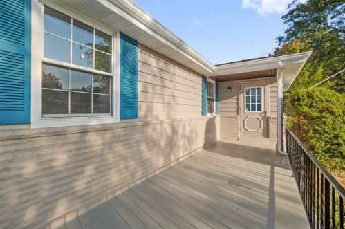 9551 Magellan Dr, Pittsburgh, PA 15237-6117