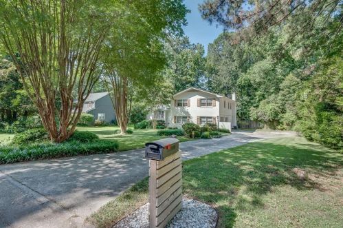 1998 Gainsborough Dr, Atlanta GA 30341-1017 exterior