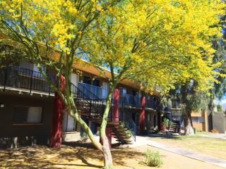 1345 Kolb Rd, Tucson AZ  85710-8400 exterior