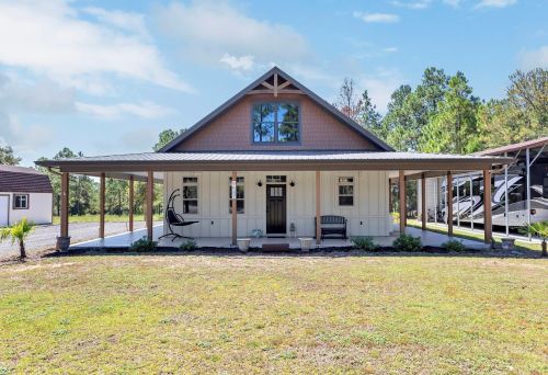 9547 Redland Rd, Milton, FL 32583-9422