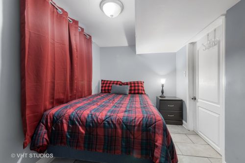 1025 Mayfield Ave, Chicago IL 60638-4404 exterior