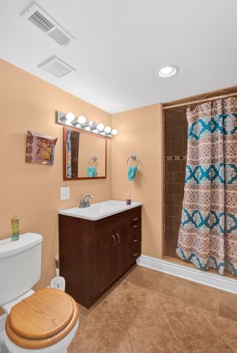 7640 Throop St, Chicago IL 60620-3754 exterior