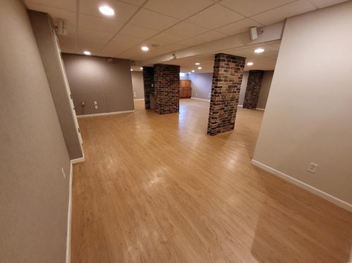 1 Crabapple Ct, Saint Louis MO 63132-3422 exterior