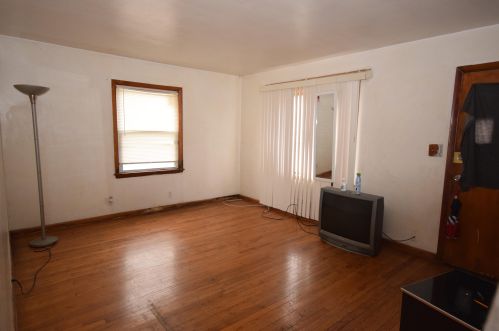 4375 61st St, Milwaukee, WI 53220-3401