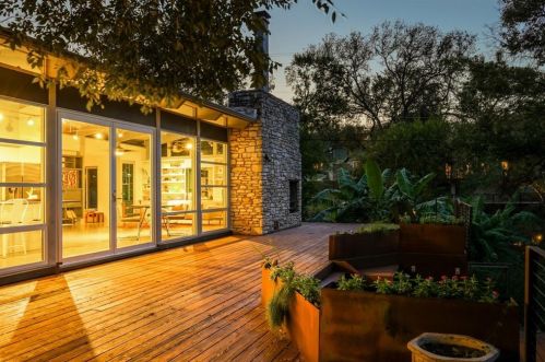 410 Brookhaven Trl, Austin TX 78746-5455 exterior