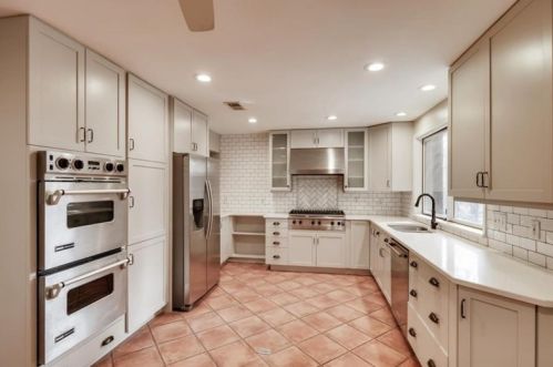 8180 Innsbruck Dr, Atlanta GA 30350-4312 exterior