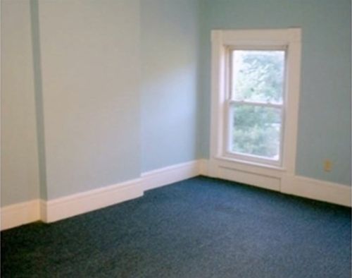 76 Maple St, Springfield MA 01105-2330 exterior