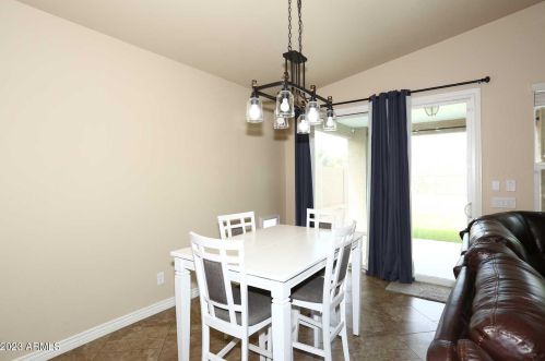 10012 5th St, Phoenix AZ  85042-8311 exterior