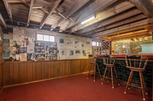 108 Capisic St, Portland ME  04102-2247 exterior