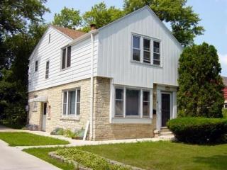 3619 64th St, Milwaukee, WI 53216-2726