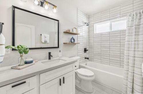 1634 Paula Dr, Honolulu HI  96816-4316 exterior