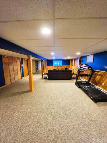 2919 Woodbridge Ave, Edison NJ 08837-3308 exterior