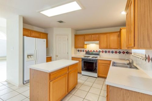 15712 Ecorio Dr, Austin TX  78728-3546 exterior