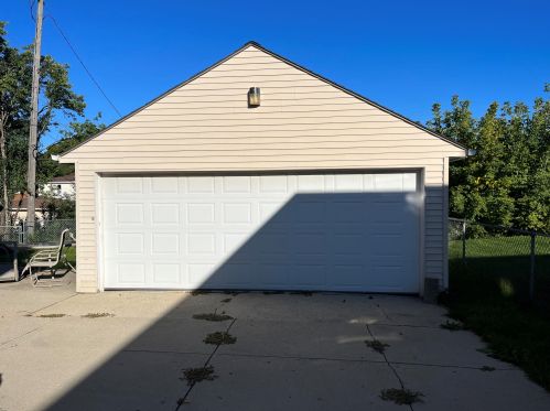 2842 60th St, Milwaukee WI  53219-3158 exterior