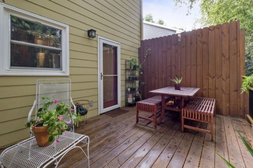 10 Holly Downs Ct, Atlanta GA 30318-5358 exterior