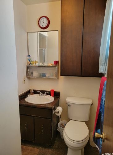 7912 3800, Taylorsville UT 84088-4407 exterior