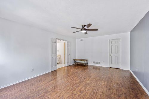 6801 Anglebluff Cir, Dallas TX 75248-4140 exterior