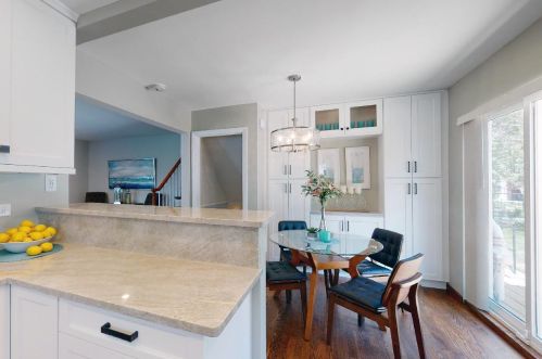 273 Berkley Ave, Elmhurst IL 60126-3167 exterior