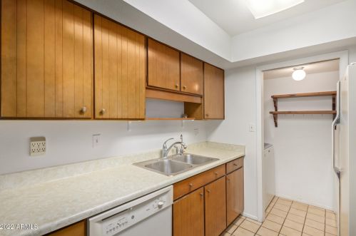 2045 Elm St, Phoenix AZ  85015-3733 exterior