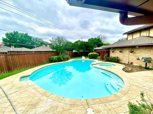 9758 Burleson Dr, Dallas, TX 75243-2305